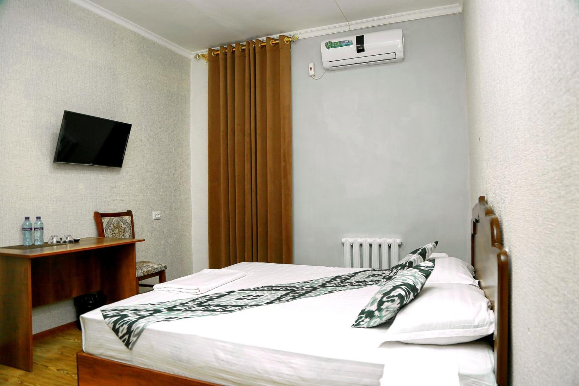 Hotel Mir Адрес Abu Ali Ibn Sino 4A Бухара Экстерьер фото