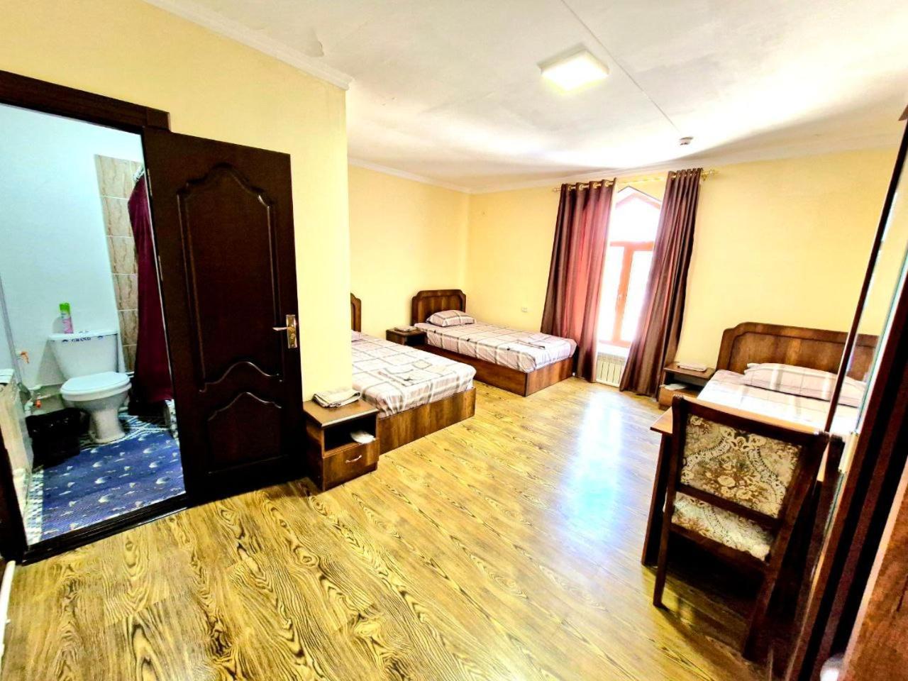 Hotel Mir Адрес Abu Ali Ibn Sino 4A Бухара Экстерьер фото